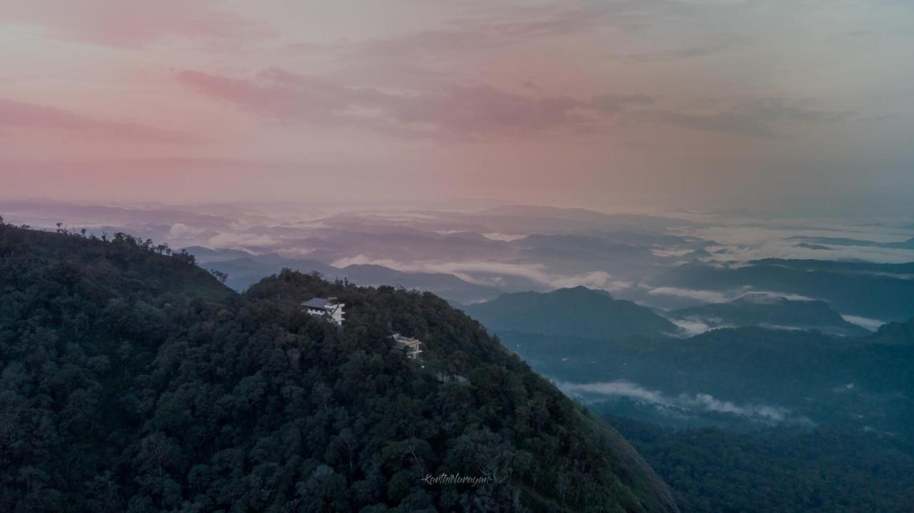 Forest County Hotel Munnar Eksteriør billede